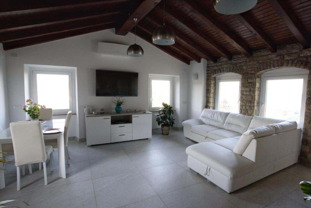 Casa Isabelle - Housity