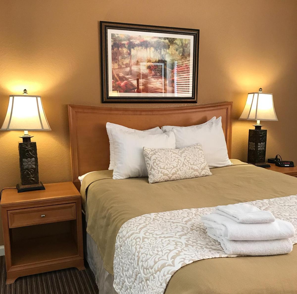 The Oasis Resort - Housity