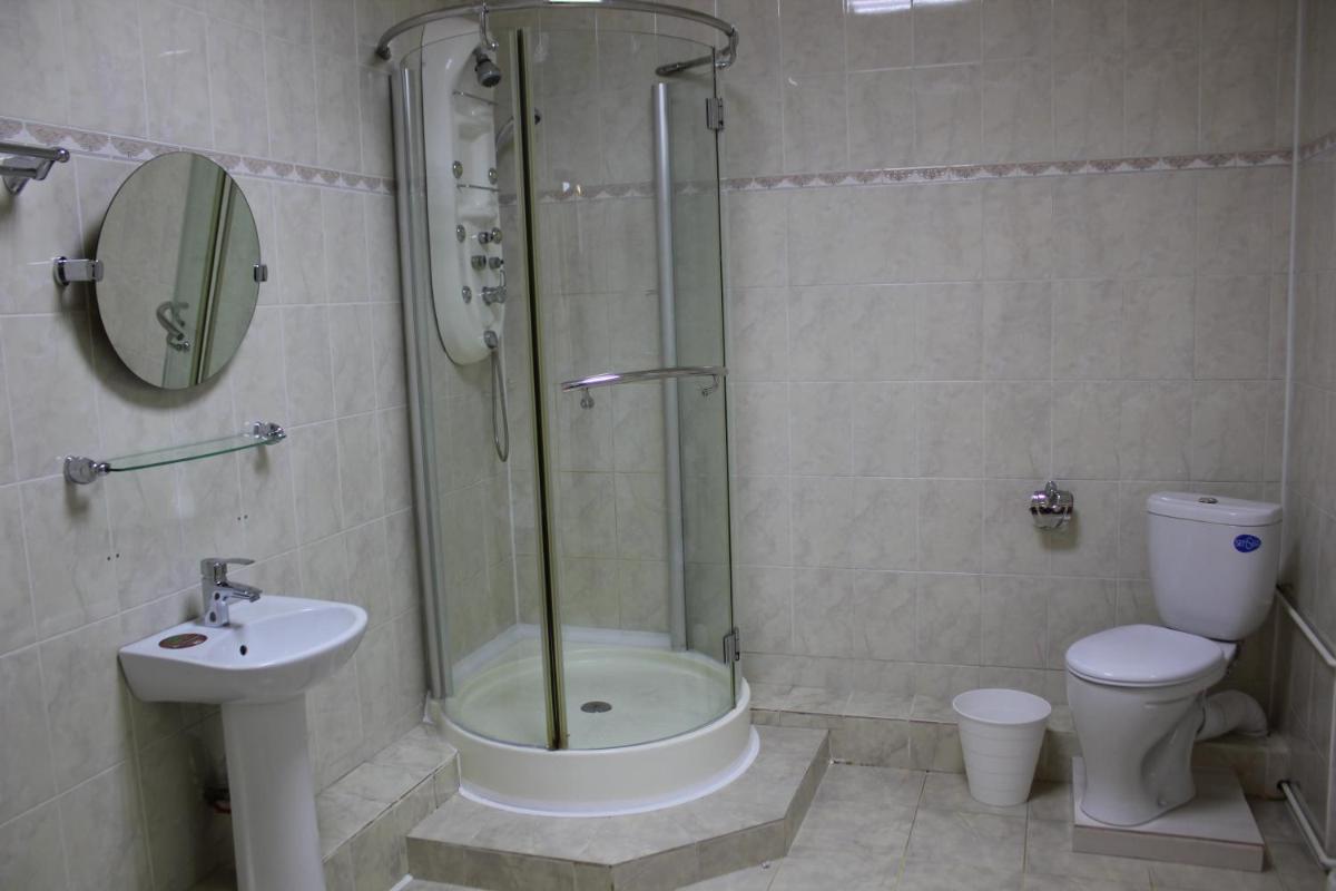 Elektron Hotel - Housity
