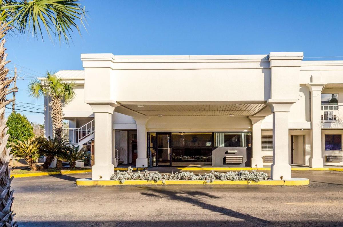 Motel 6-Saraland, AL - Housity