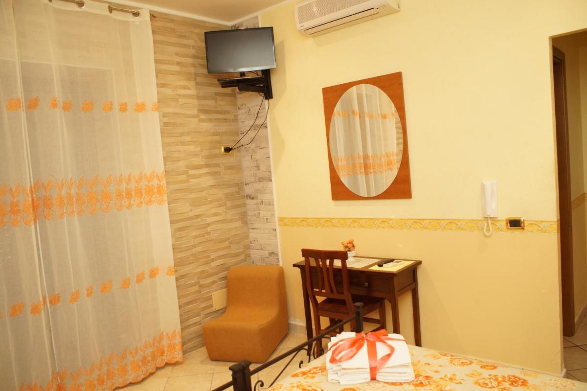 B&B Al Porto - Housity