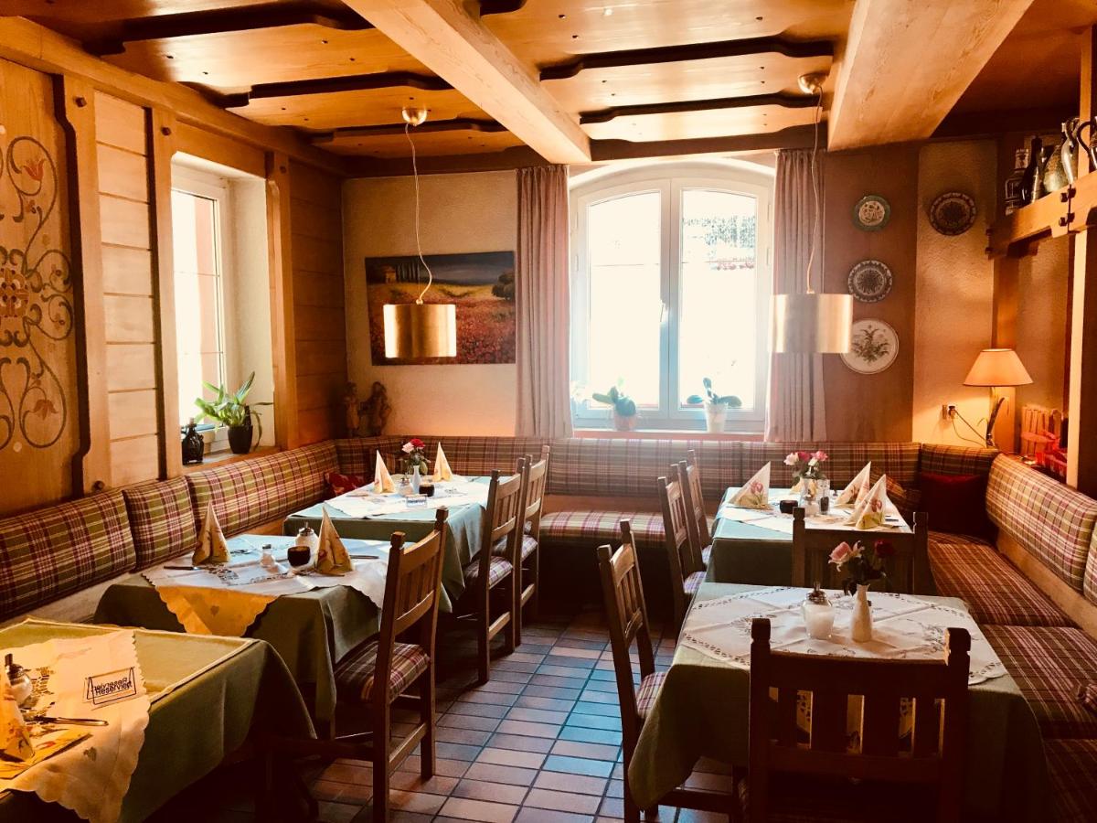 Hotel zum Engel - Housity