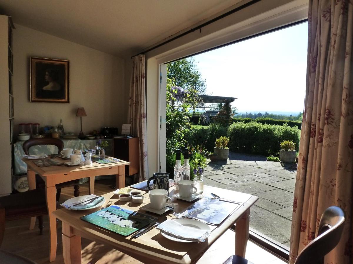 The Lodge, at Orchard Cottage - Housity