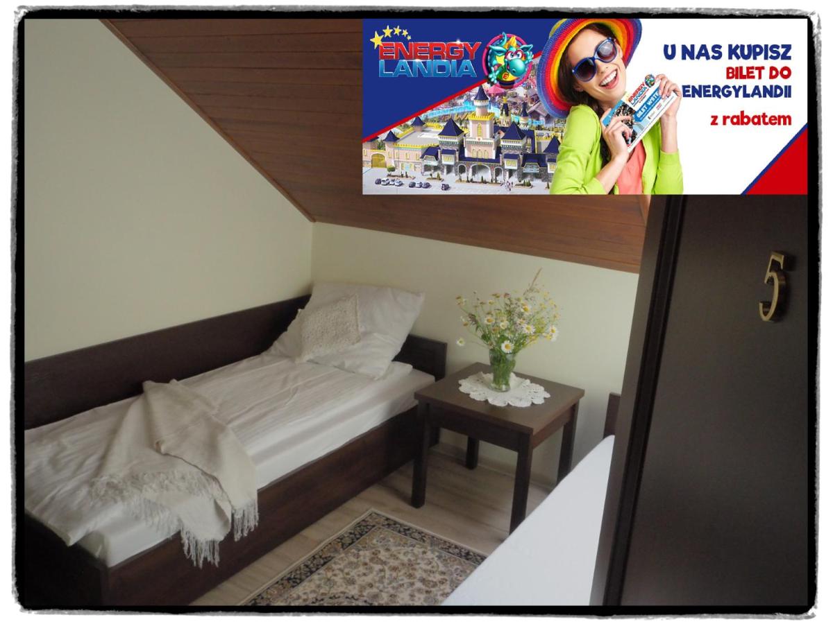 Willa Zacisze - Apartament dwupoziomowy - Housity