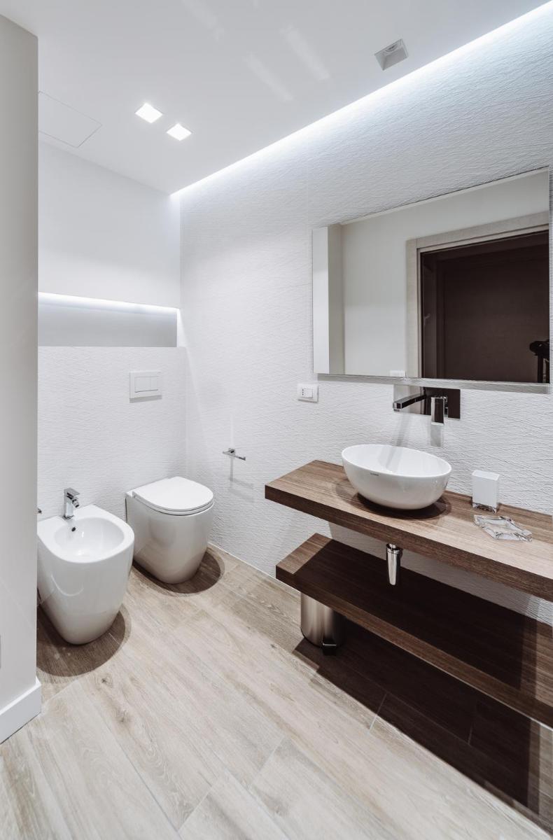 Estella luxury suites - Housity