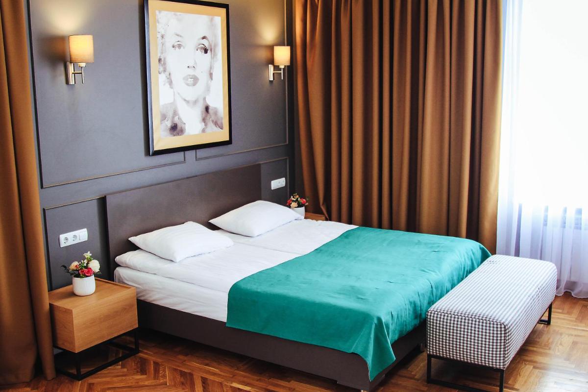 Hotel Sluch - Housity