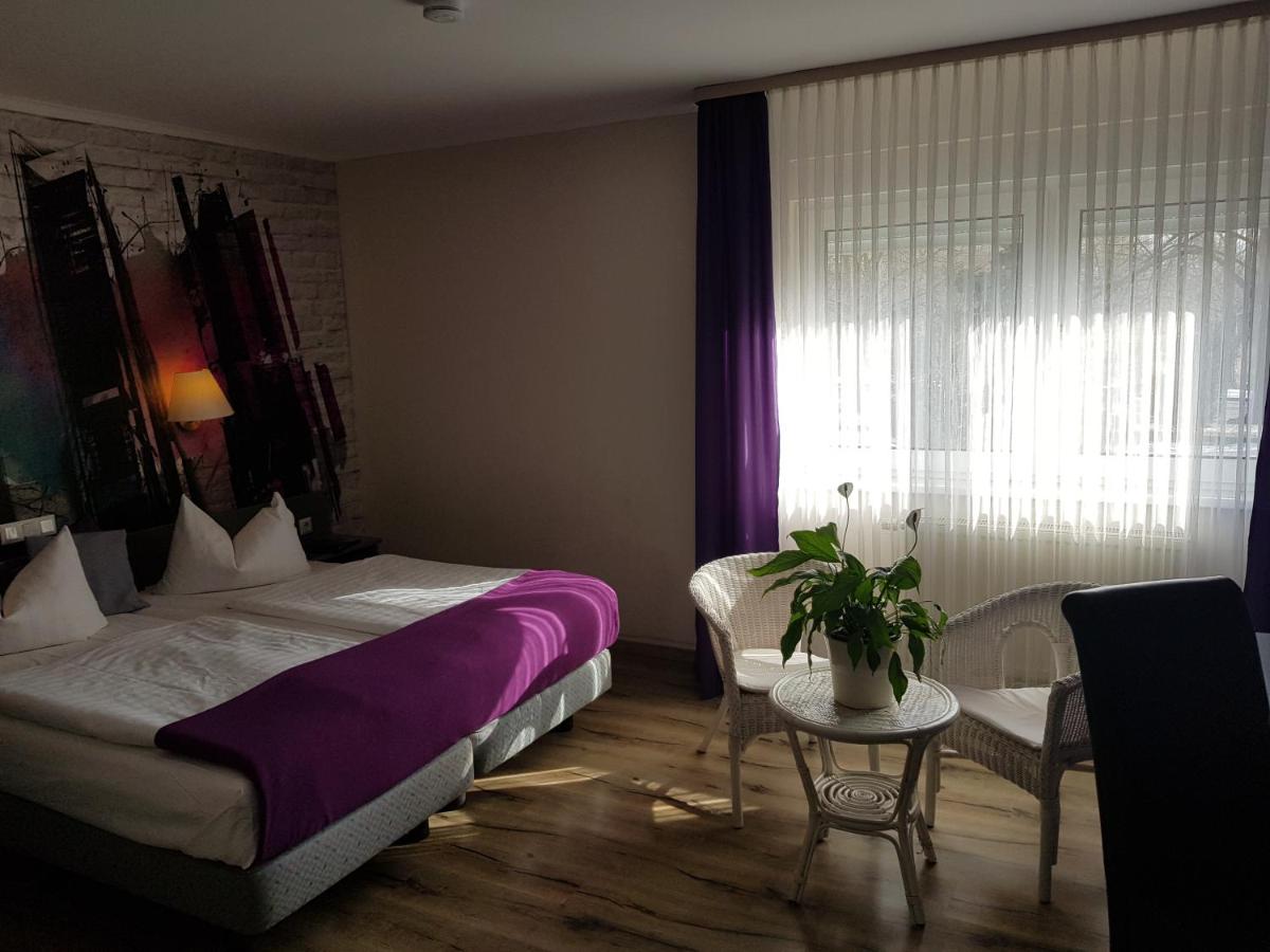 Hotel Zur Fichtenbreite -Garni- - Housity