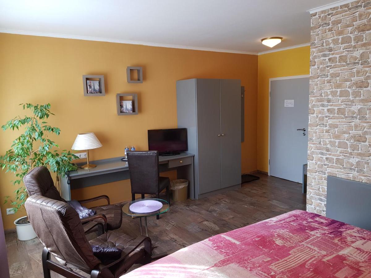 Hotel Zur Fichtenbreite -Garni- - Housity