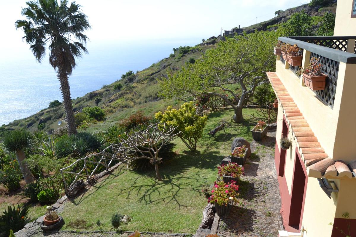 Casal São João Cottages 105 - Housity