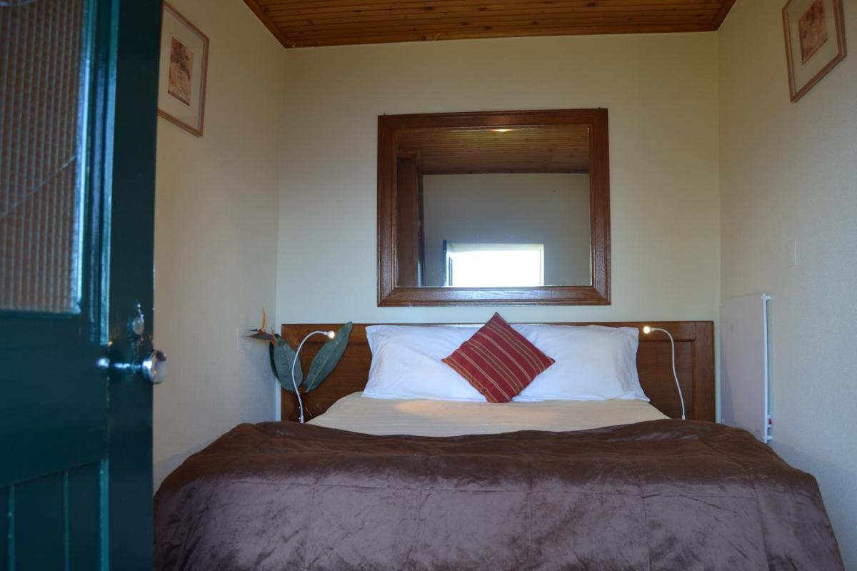 Casal São João Cottages 105 - Housity