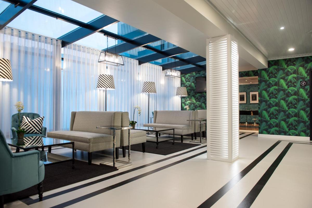 Hotel Cristal Marinha - Housity