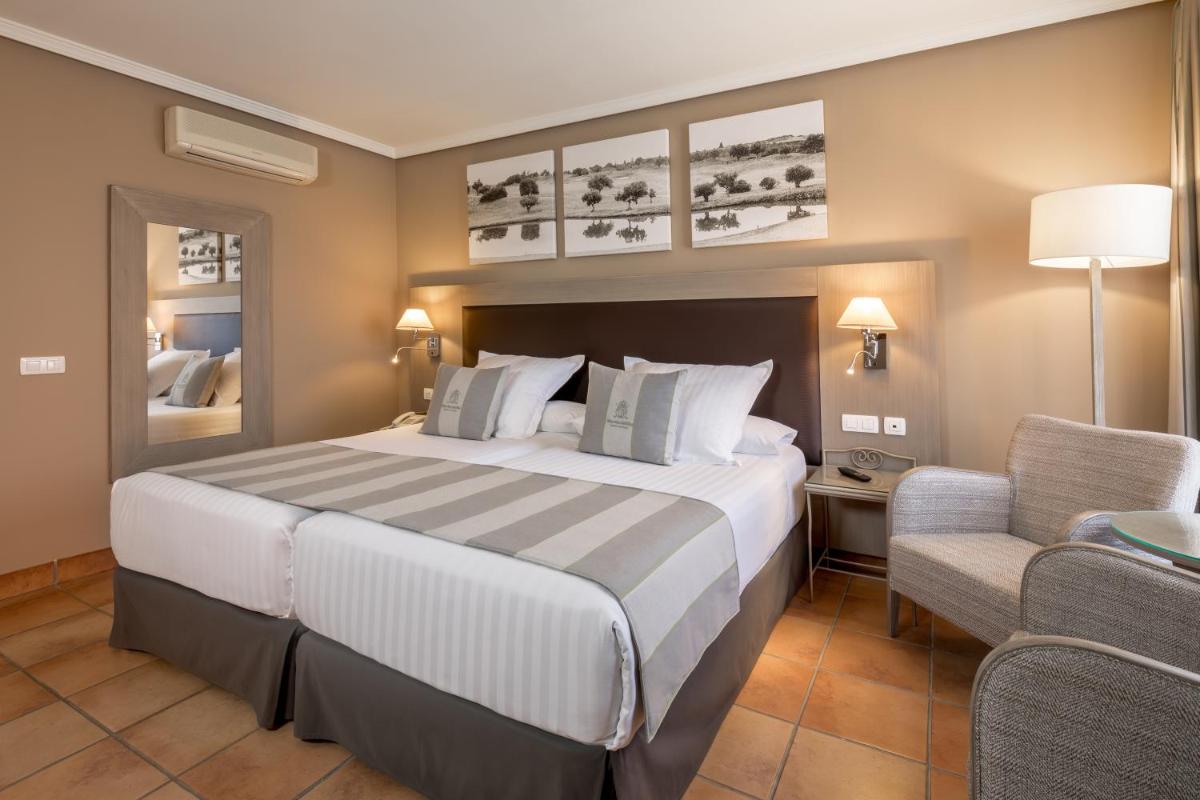 Cama o camas de una habitación en Barceló Montecastillo Golf