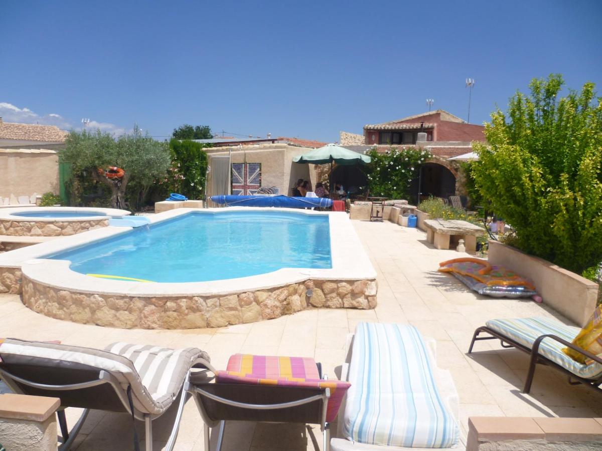 Casa Rural Full House Rental - Housity