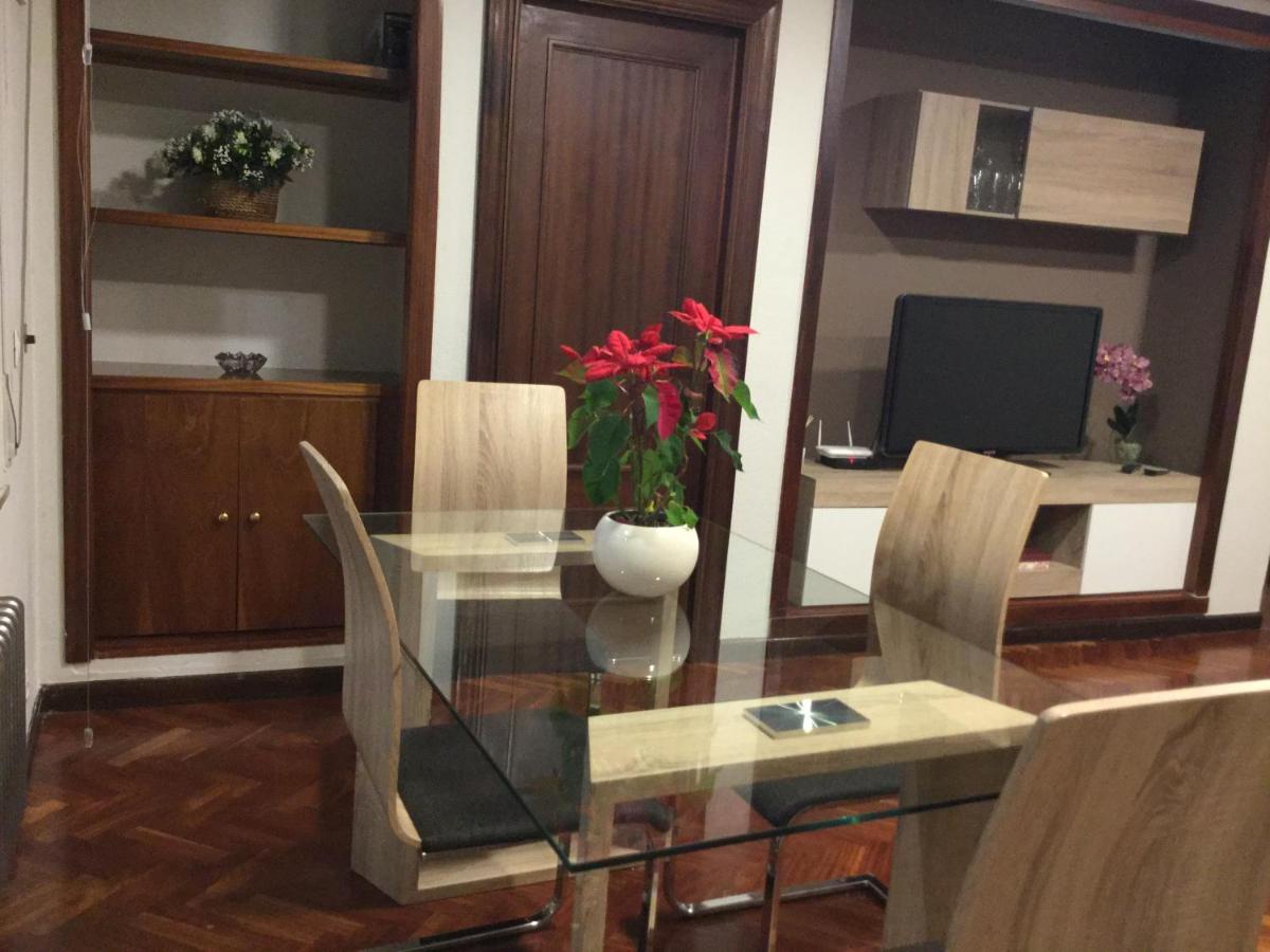 Suitetrails - Apartamentos Azafranal-PARKING GRATIS-