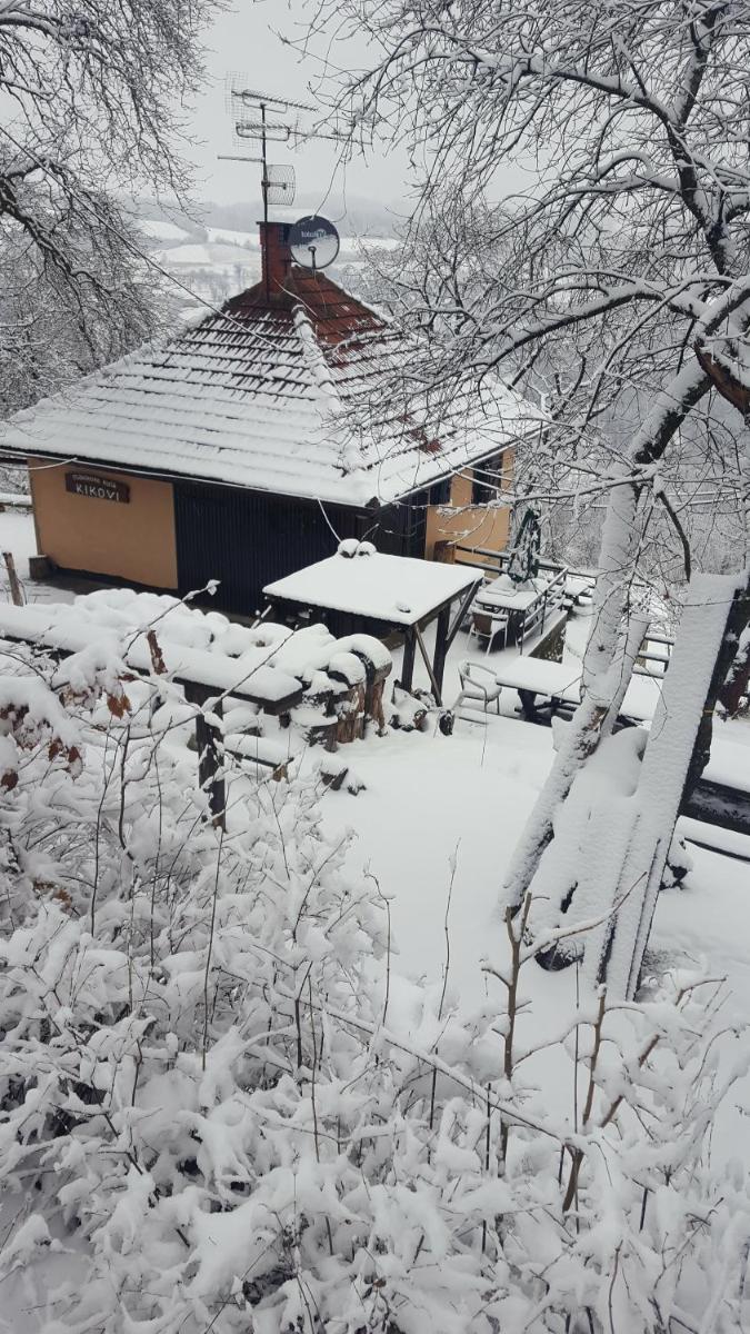 Holiday Home Vila Kikovi - Housity