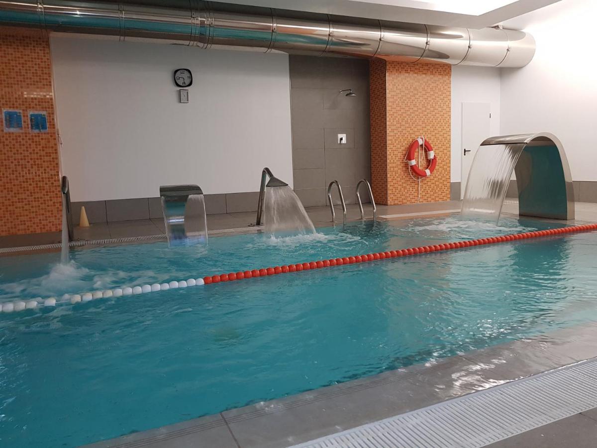 Piscina en o cerca de Intelier Orange