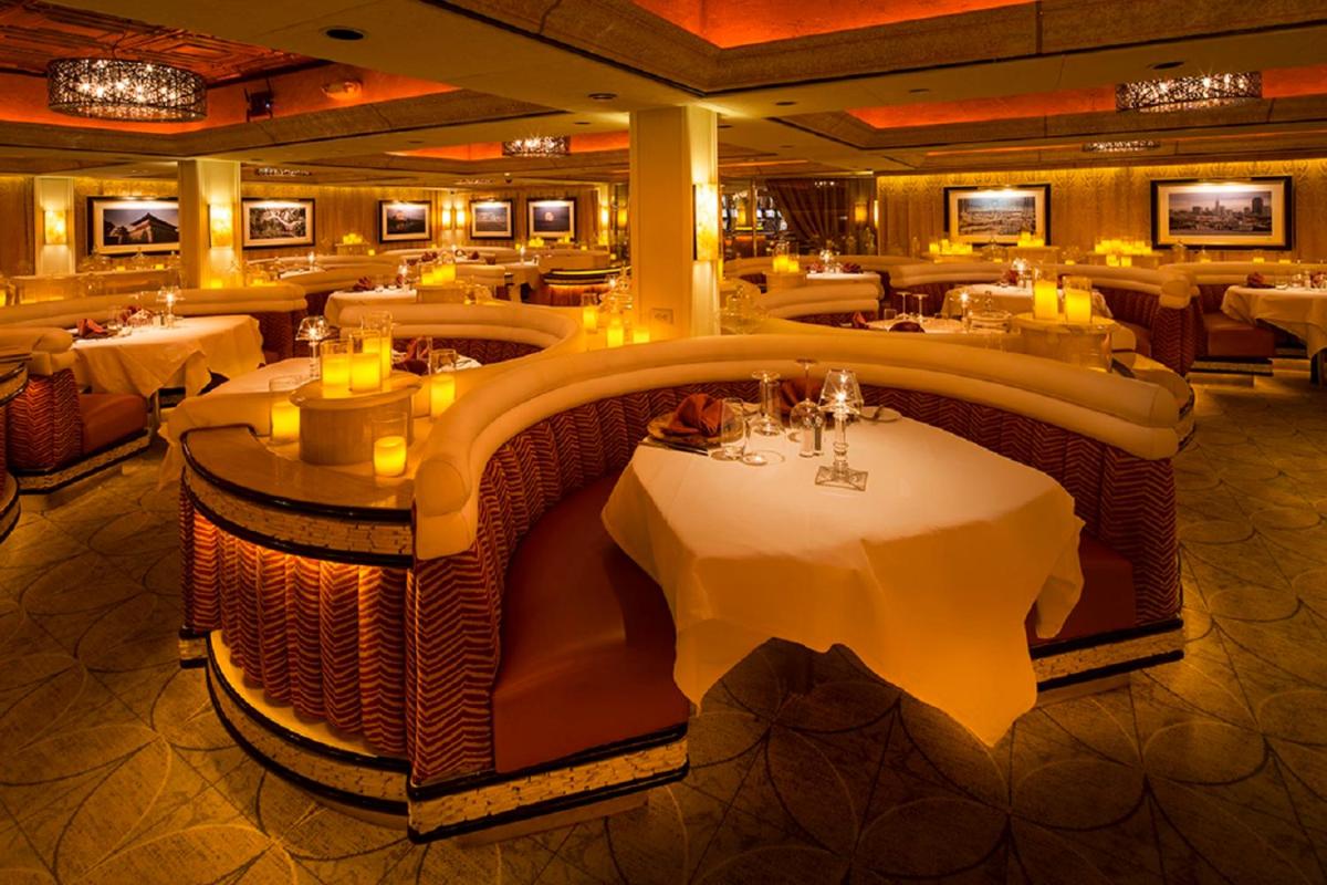 Western Village Inn And Casino - Housity