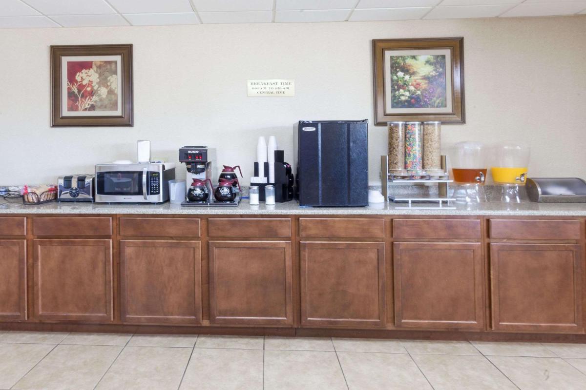 Knights Inn Murfreesboro - Housity