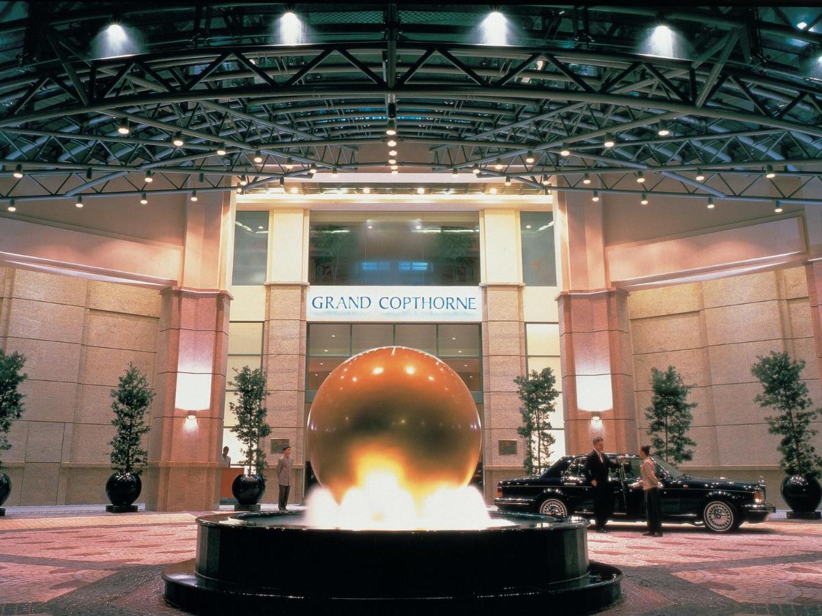 Grand Copthorne Waterfront - Housity