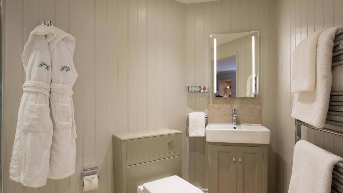 The Priory Hotel - Housity