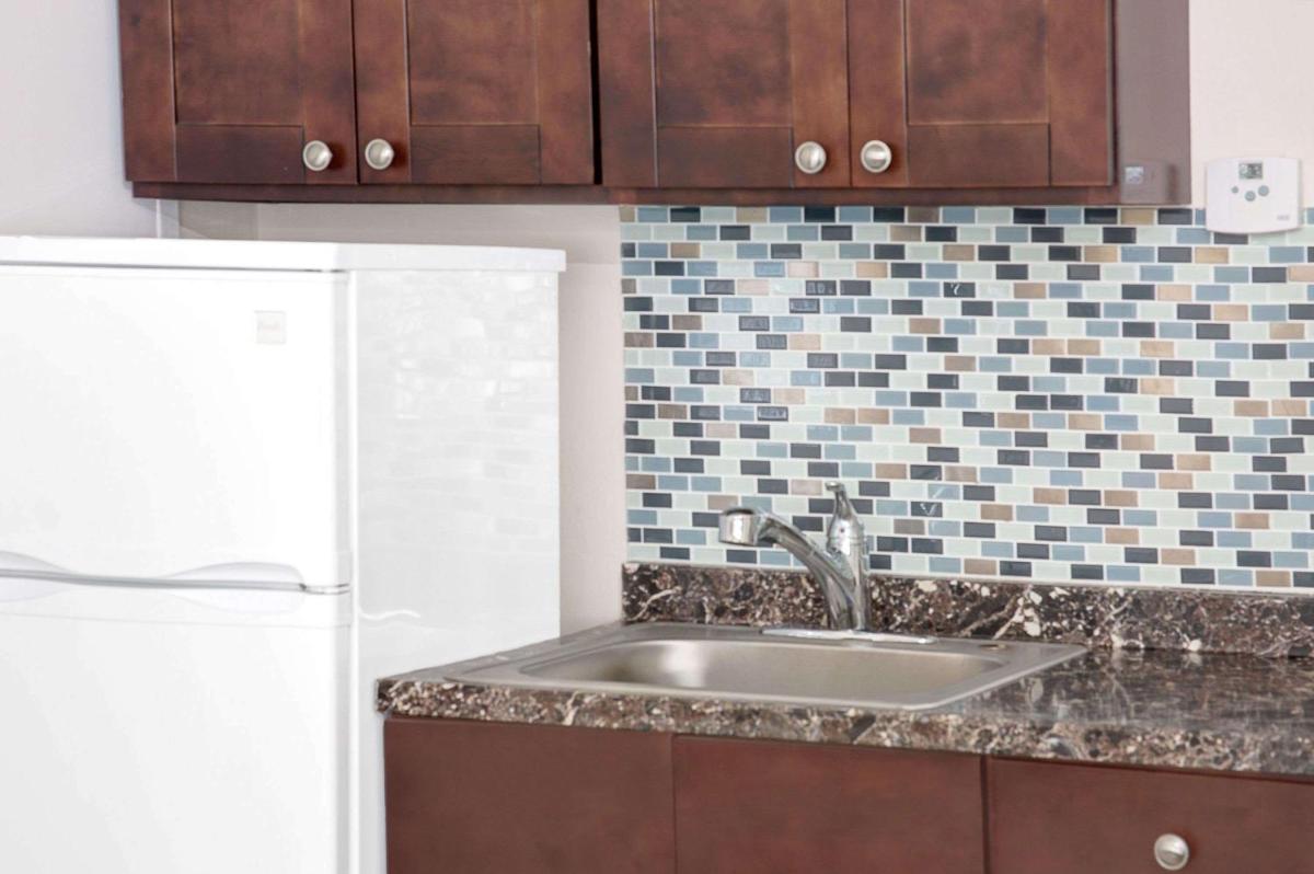 Knights Inn Hallandale - Housity