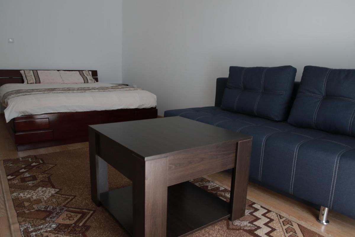 Apartments on Drohobytska 6b - Housity