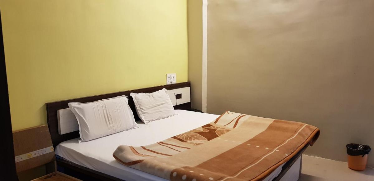 Peaceful and hygienic stay for groups - Housity