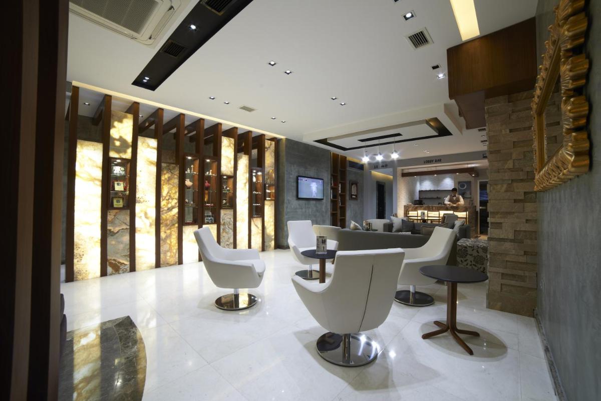 Suitetrails - Soyic Hotel