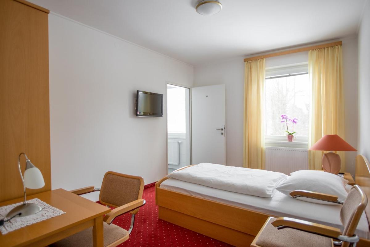Hotel Reineldis - Housity