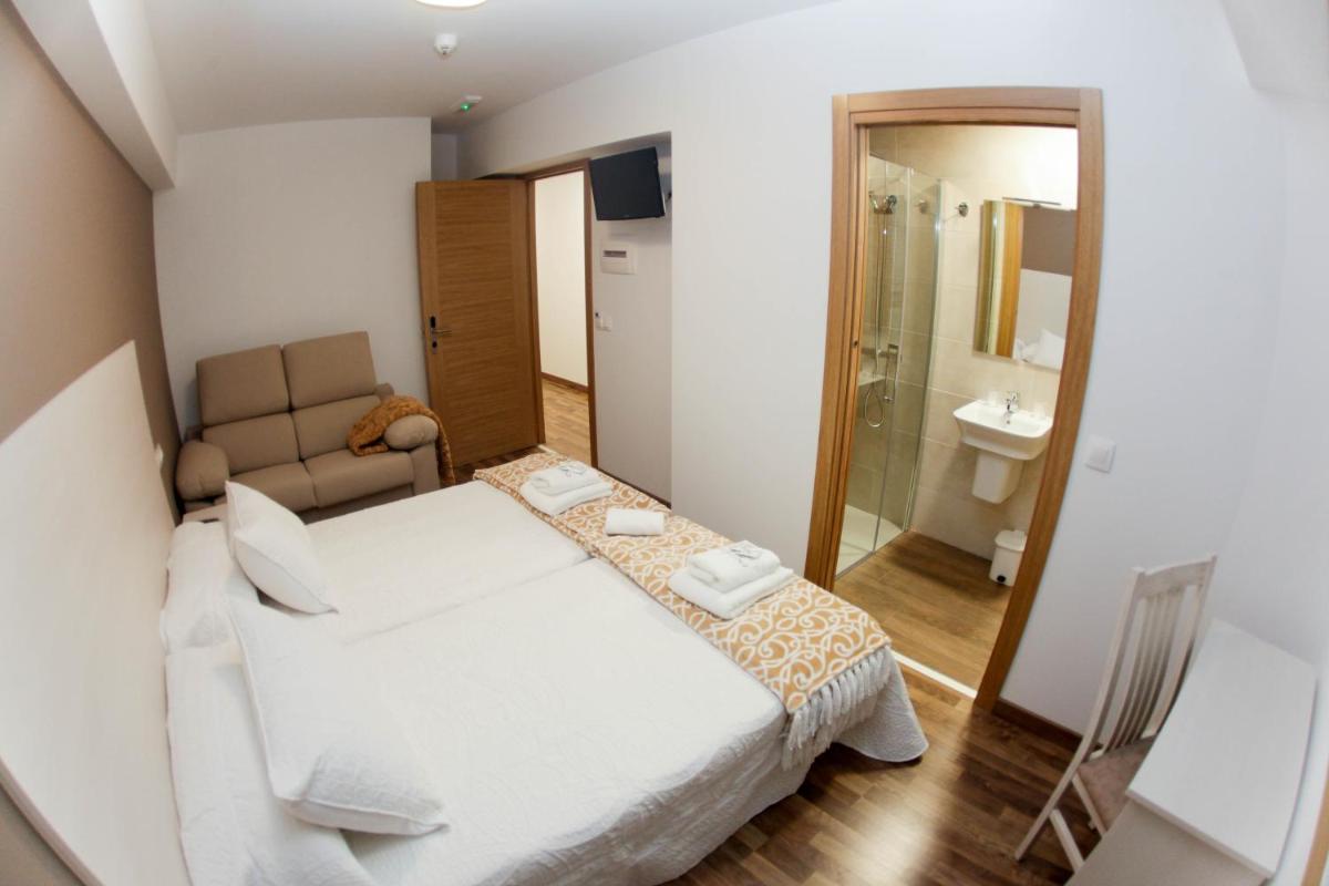 Pension Esquina - Housity