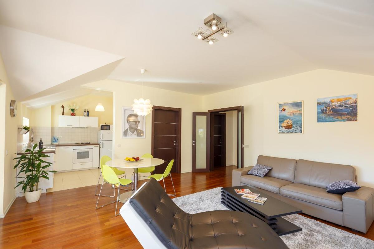 Apartment Zaton - Housity
