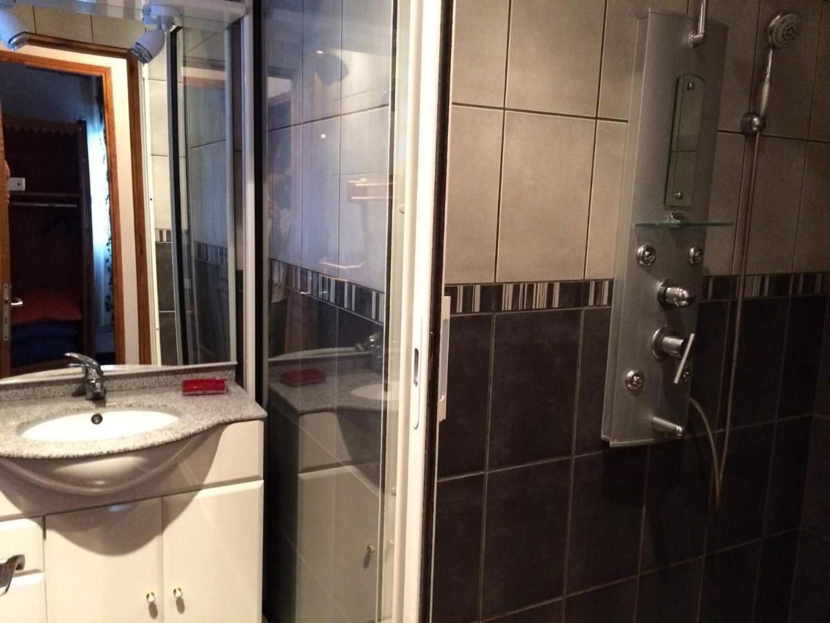 Chez Guy et Josiane - Housity