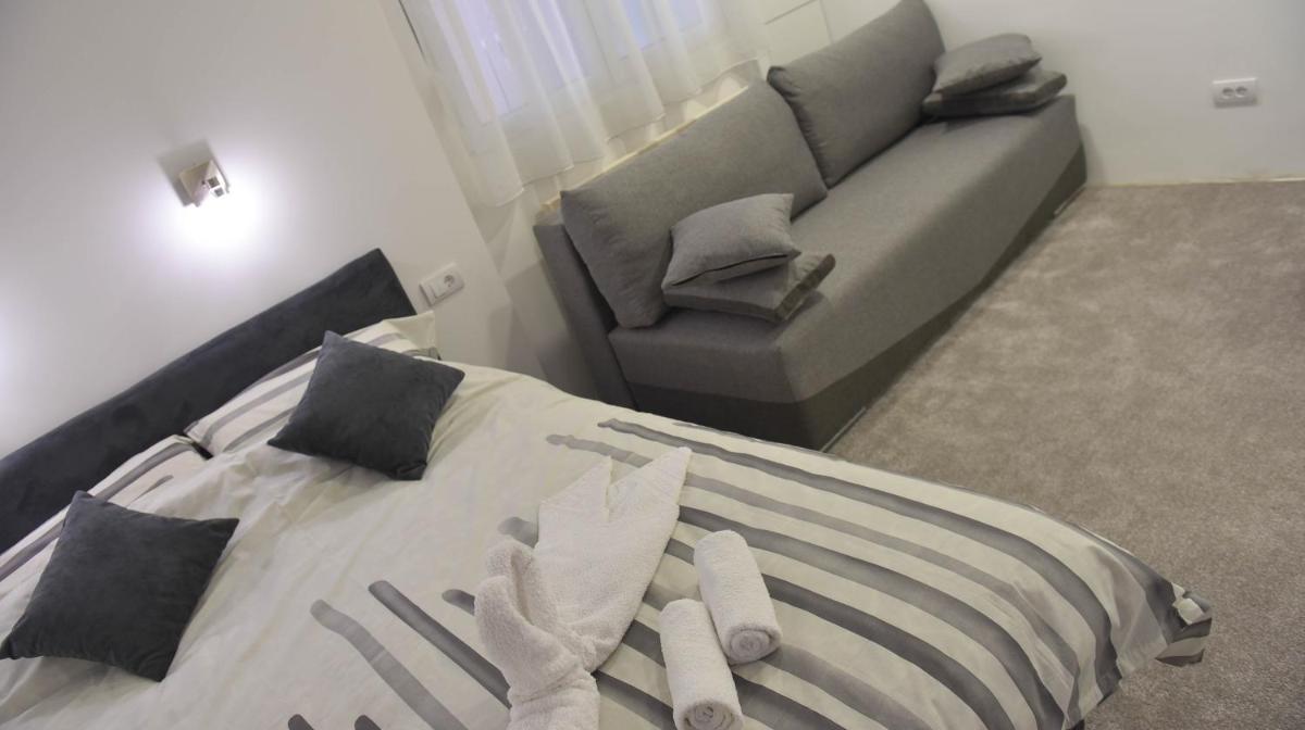 Apartment Centar - Housity