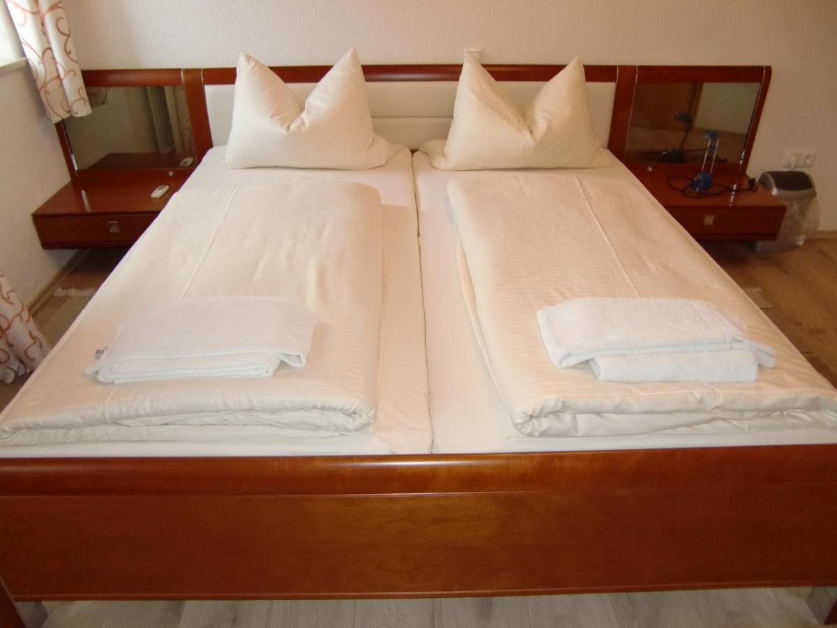 Landhotel Fuchsbau - Housity