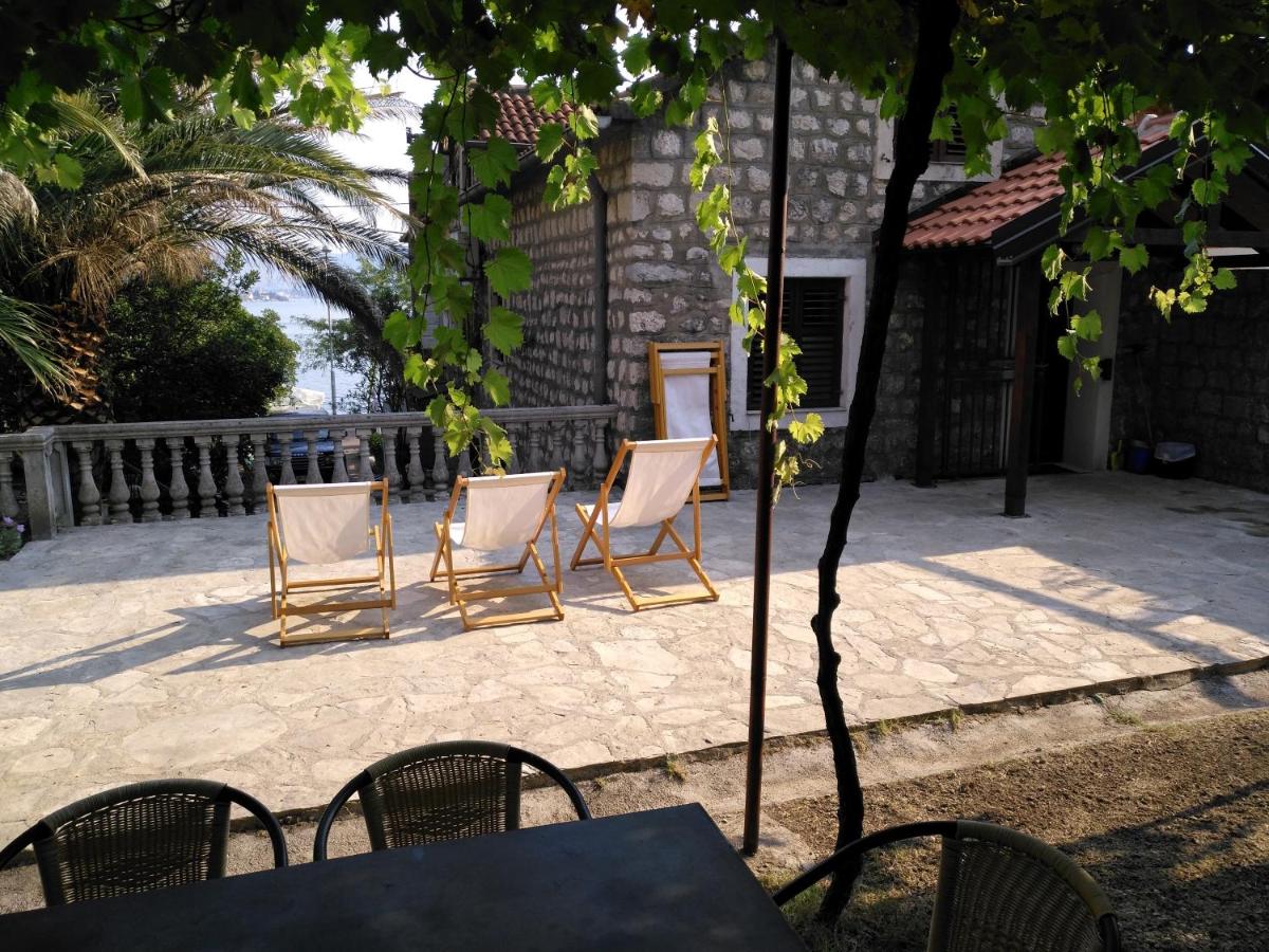 Muki's House- just 50m from the beach - Housity