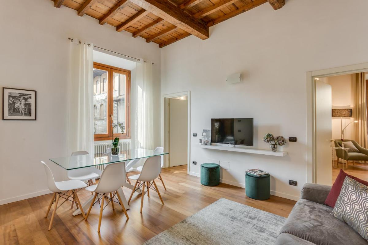 Suitetrails - Apartments Florence - Luna Chic