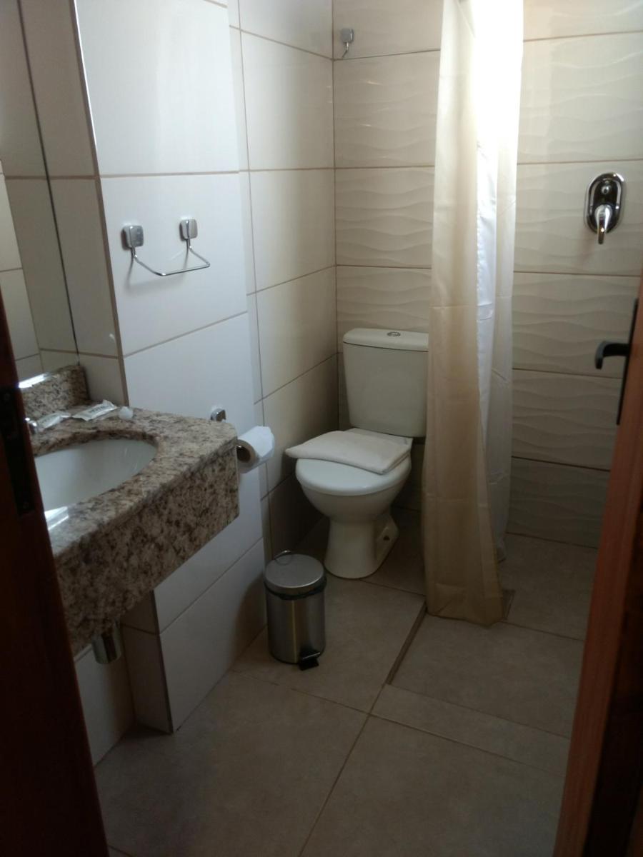 Rivero Hotel - Housity