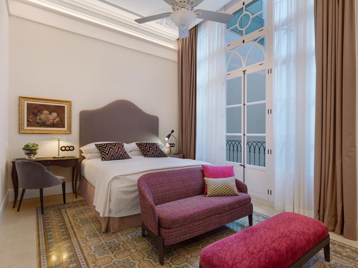 Cama o camas de una habitación en Hotel Gloria de Sant Jaume
