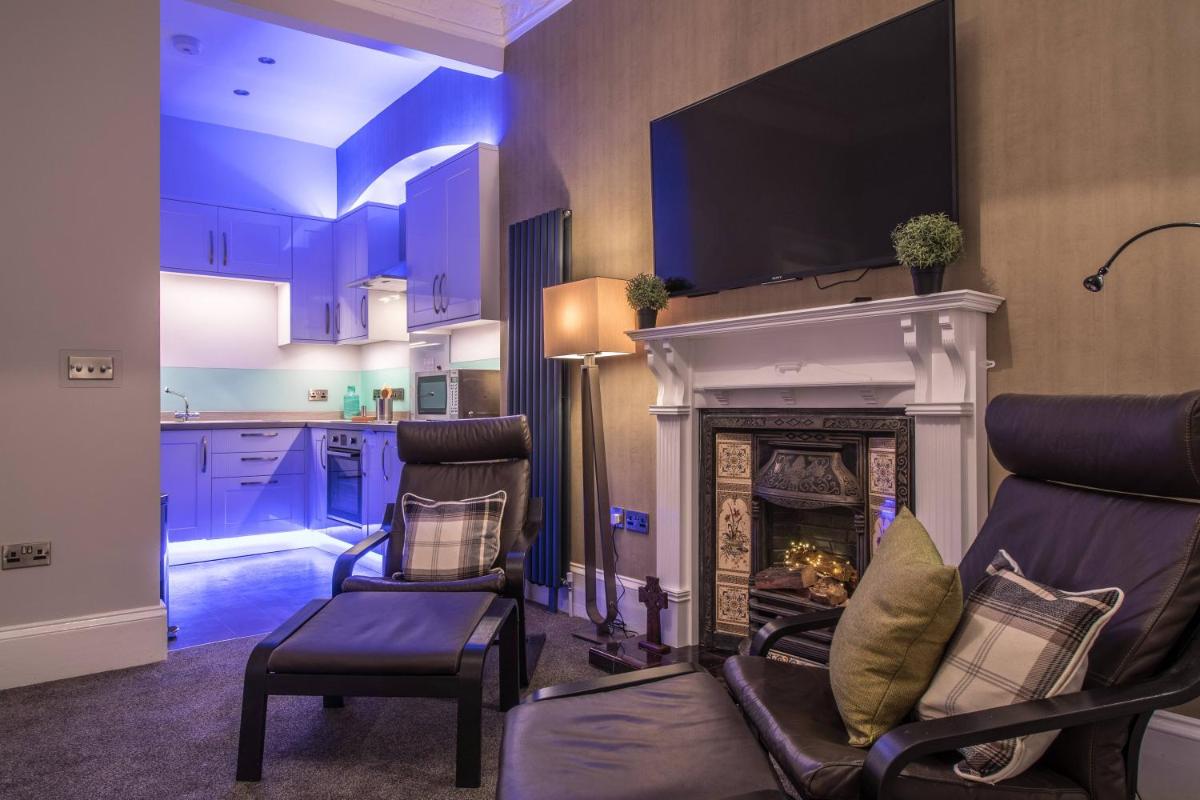 West Highland Apartments Milngavie - The Lomond - Housity