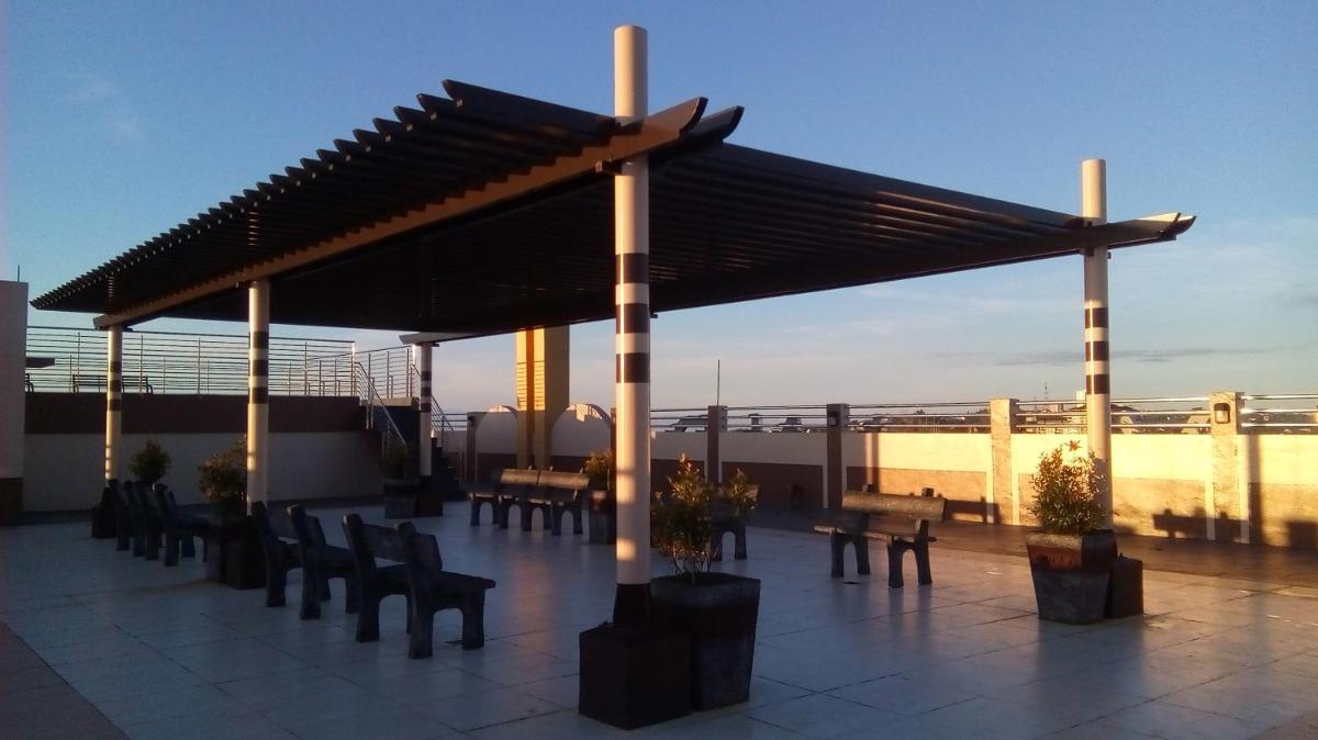 Mary's Crib Cityland Prime Tagaytay with Free Wifi & Swimming - Housity