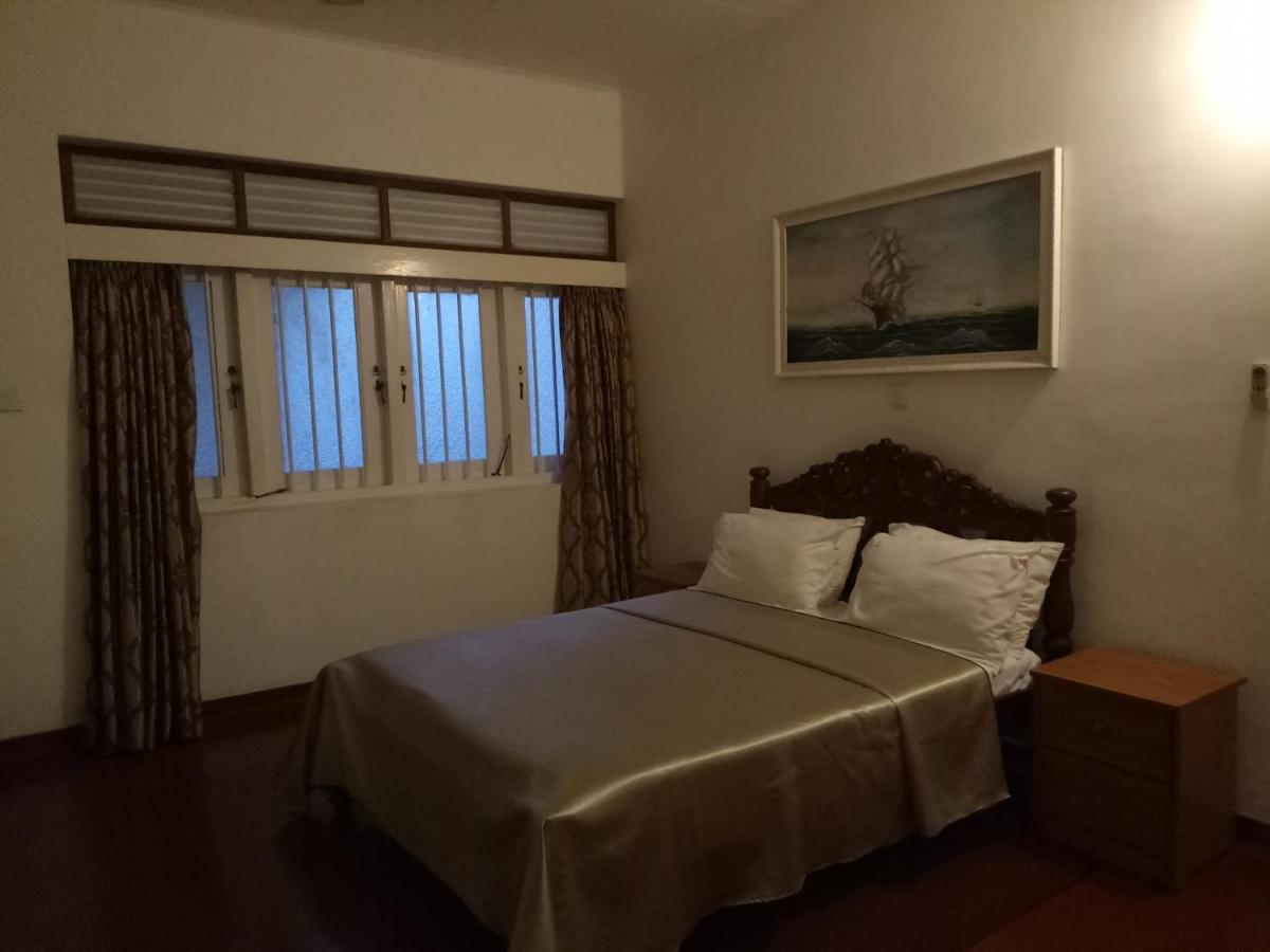 Srilal's Guest House - Hizvo