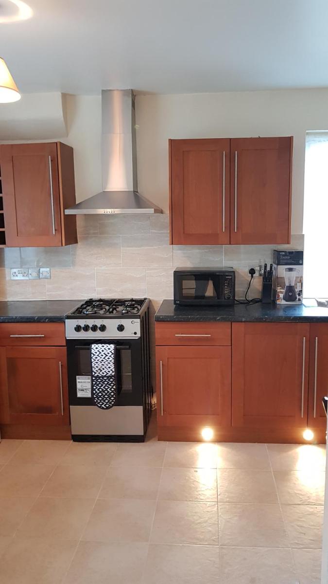 Elegant and spacious 2 bedroom - Housity