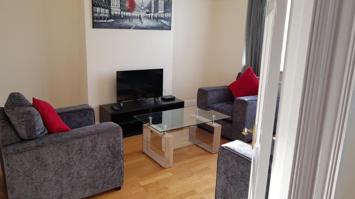 Elegant and spacious 2 bedroom - Housity