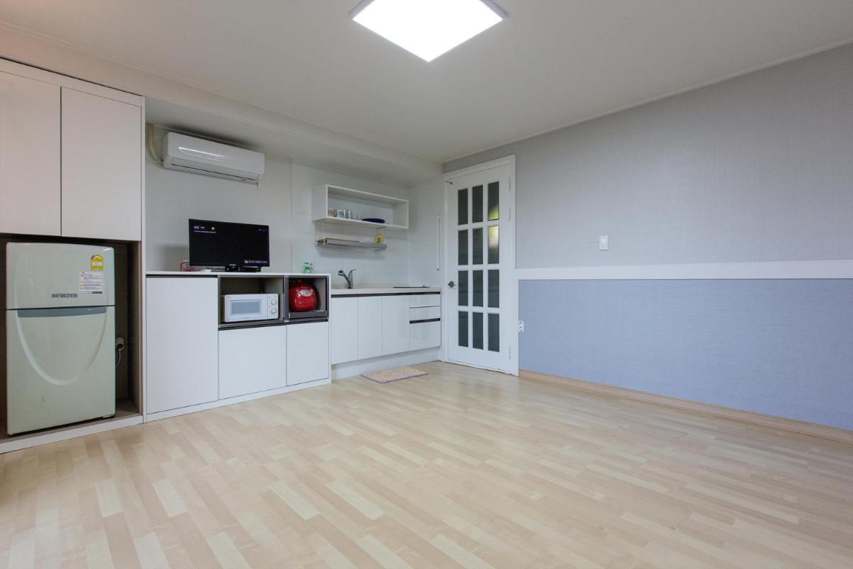 Seommaeul Pension - Housity