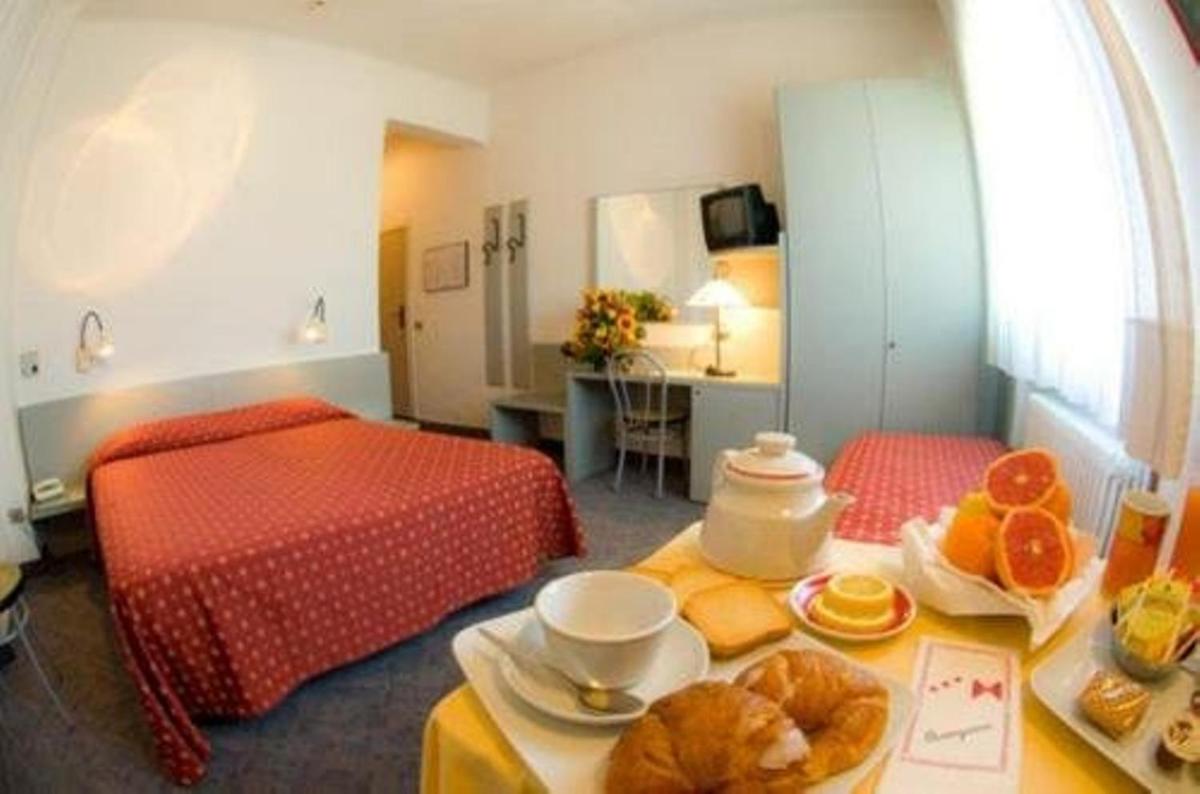 Hotel Milano - Housity