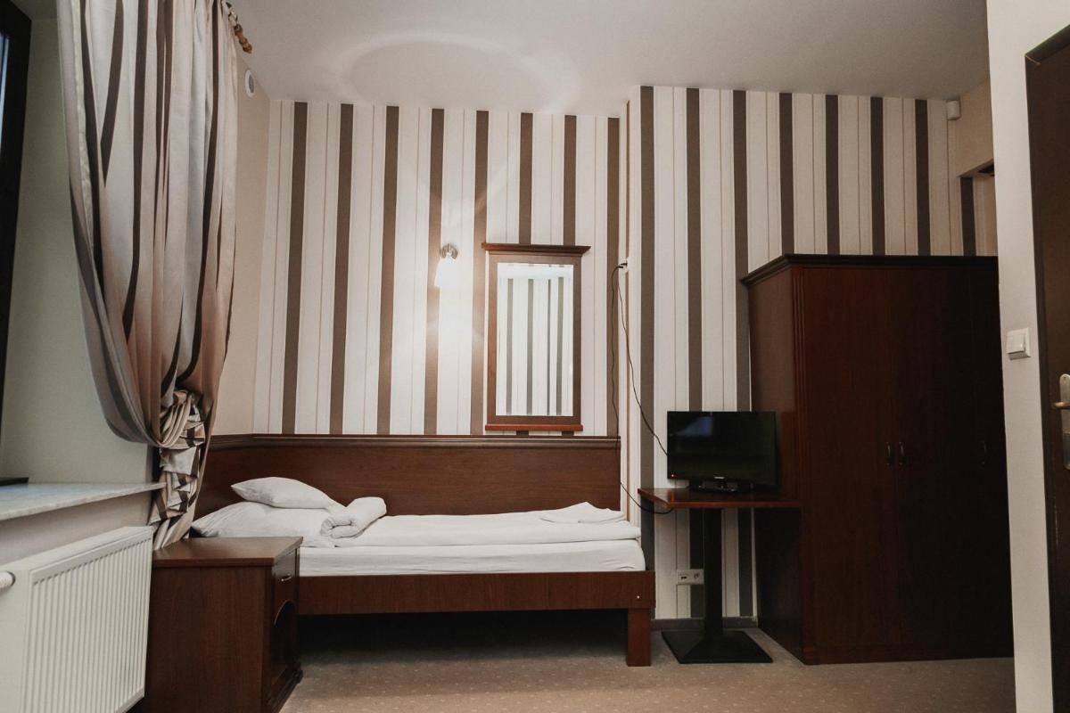 Rynek 6 retro pub & hostel - Housity