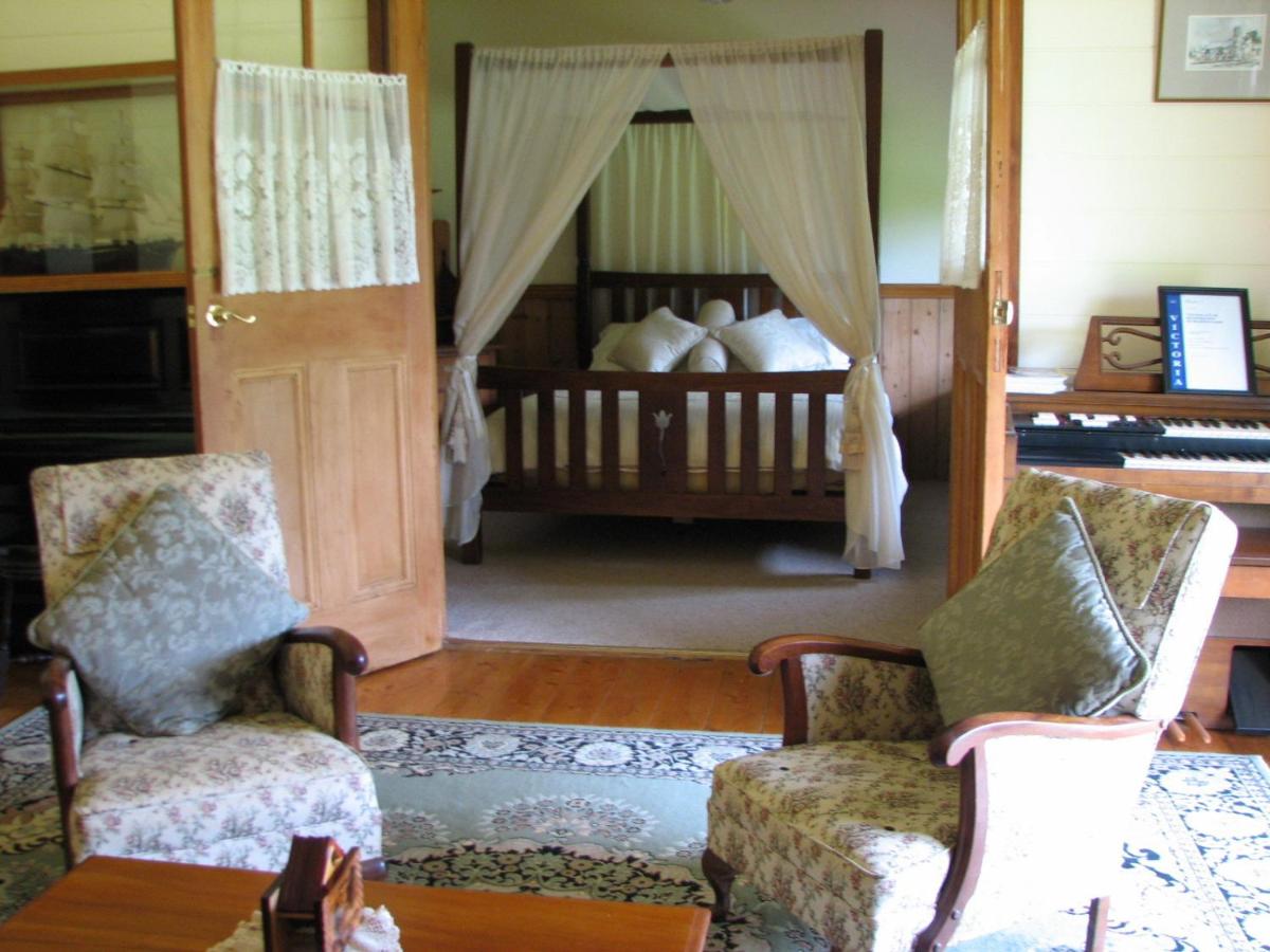 Butterfly Farm Bed and Breakfast Nirranda - Housity