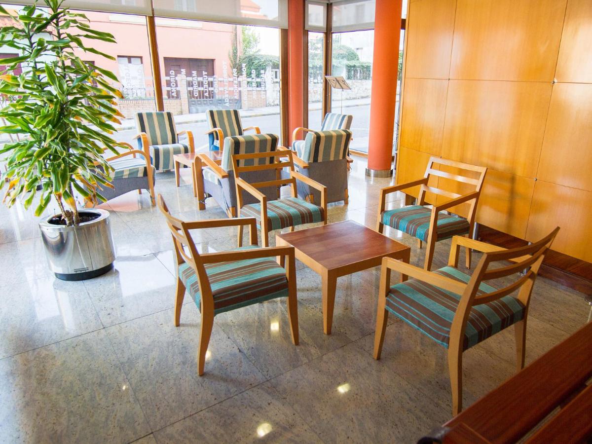 Zona de estar de Hotel La Estación de Luanco