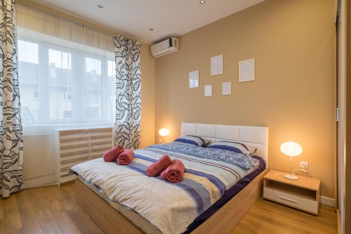 Suitetrails - Modern 2 Bedroom Apartment next to Vitosha Str.