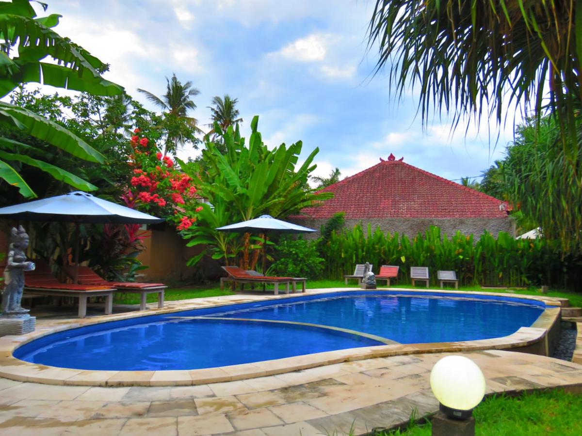 Suka Sari Cottages - Housity